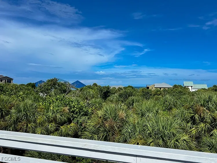 Smugglers Drive Upper Captiva, FL 33924