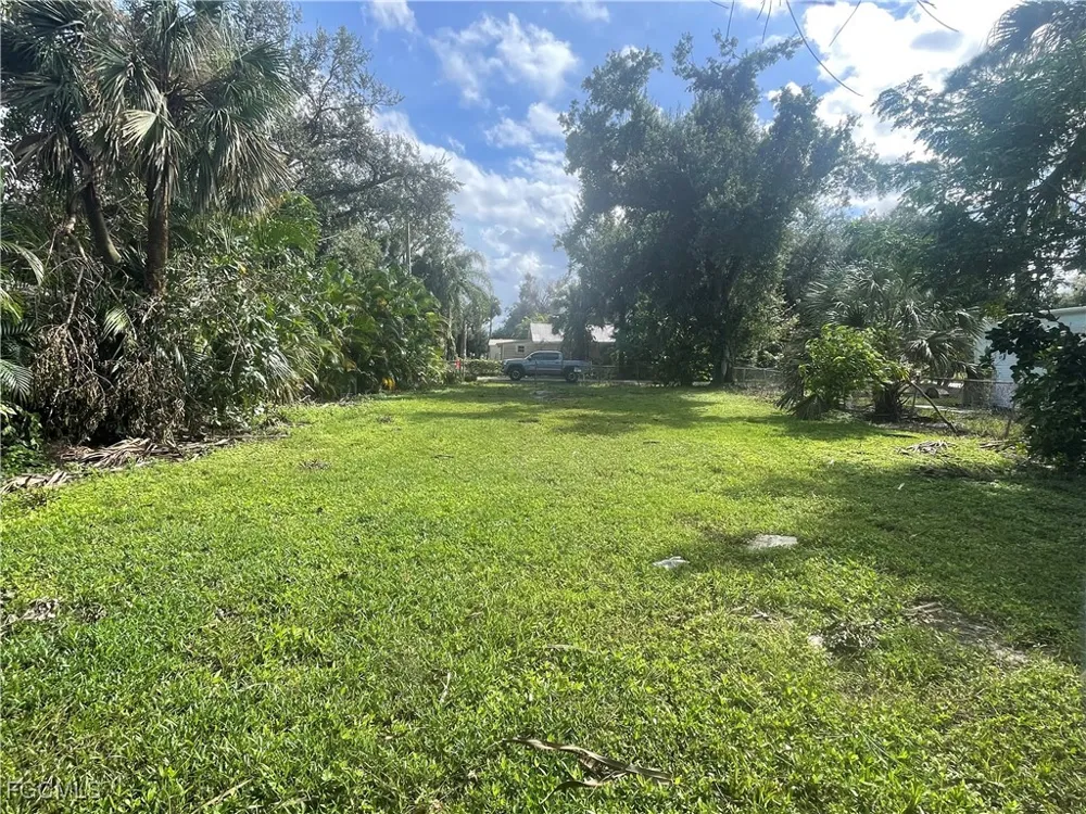 Capitol Street North Fort Myers, FL 33903