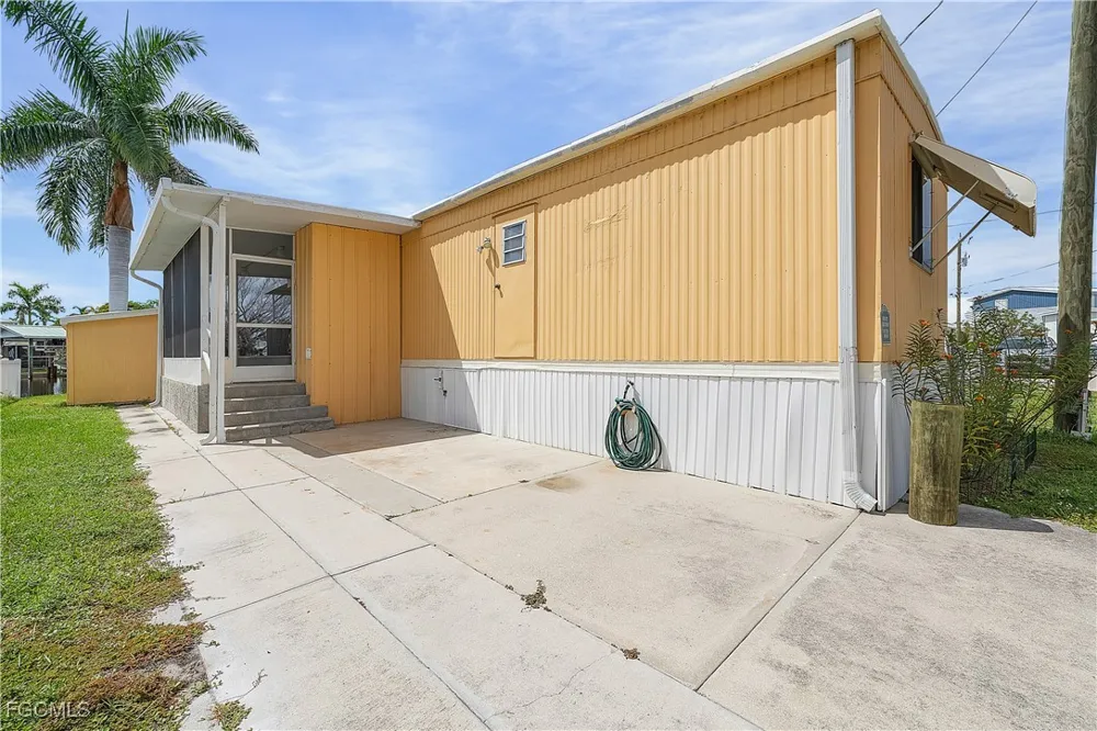 Coconut Drive St James City, FL 33956