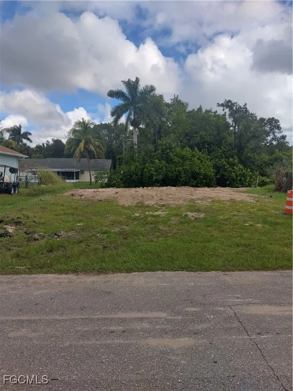 Cardinal Drive North Fort Myers, FL 33917