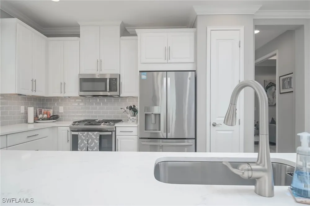 Calle Canovas Court Naples, FL 34114