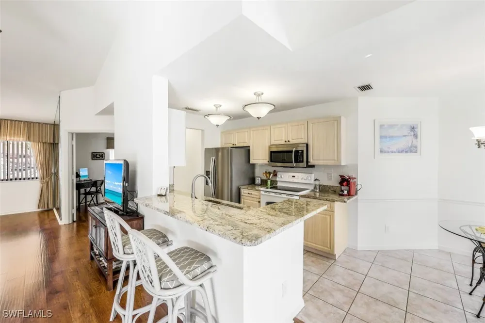 Bennington Drive #5-8 Naples, FL 34104