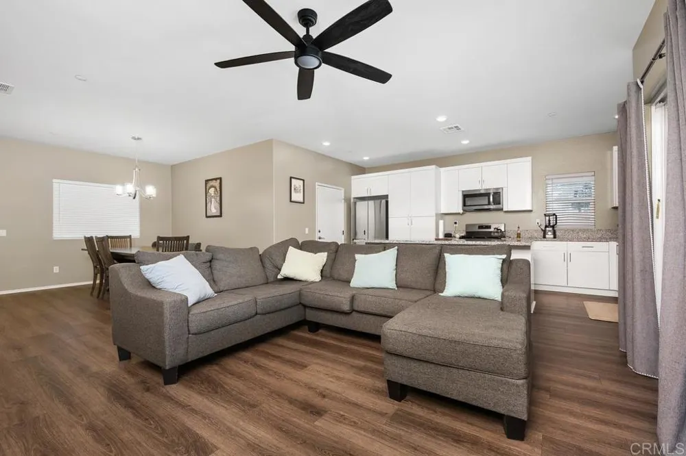 475 W Camellia Way San Jacinto, CA 92583