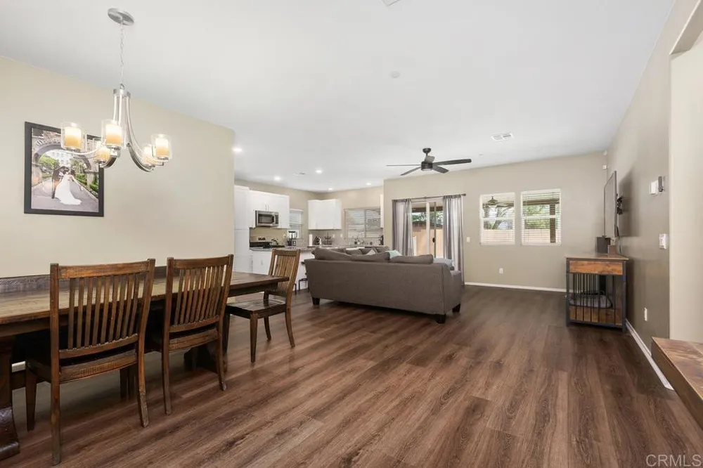 475 W Camellia Way San Jacinto, CA 92583