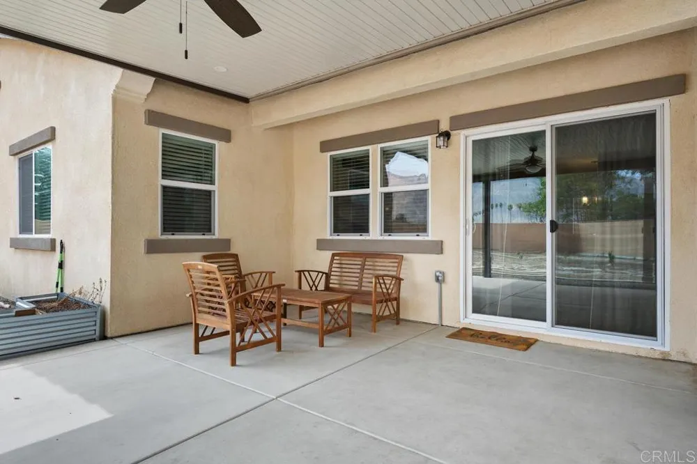 475 W Camellia Way San Jacinto, CA 92583