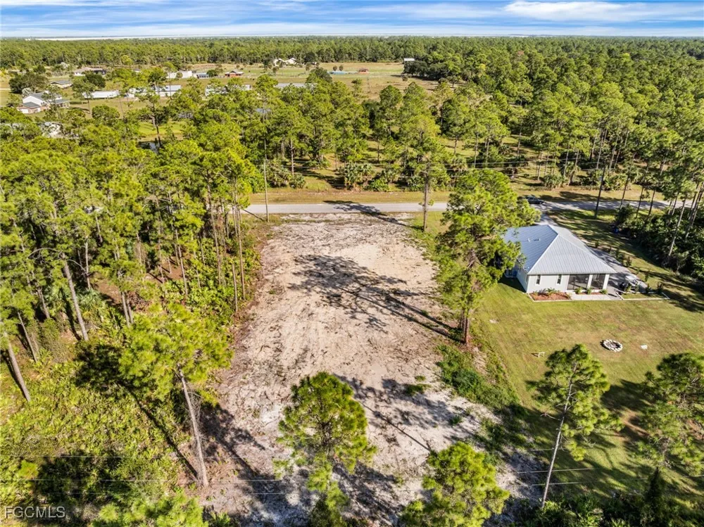 Wellington Avenue Alva, FL 33920