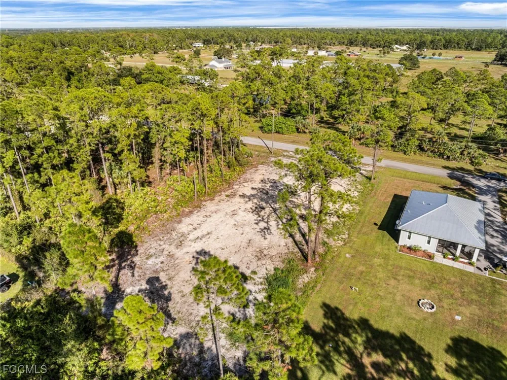 Wellington Avenue Alva, FL 33920