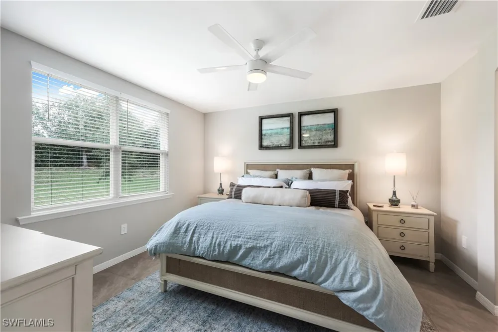 Edgewater Circle Naples, FL 34114