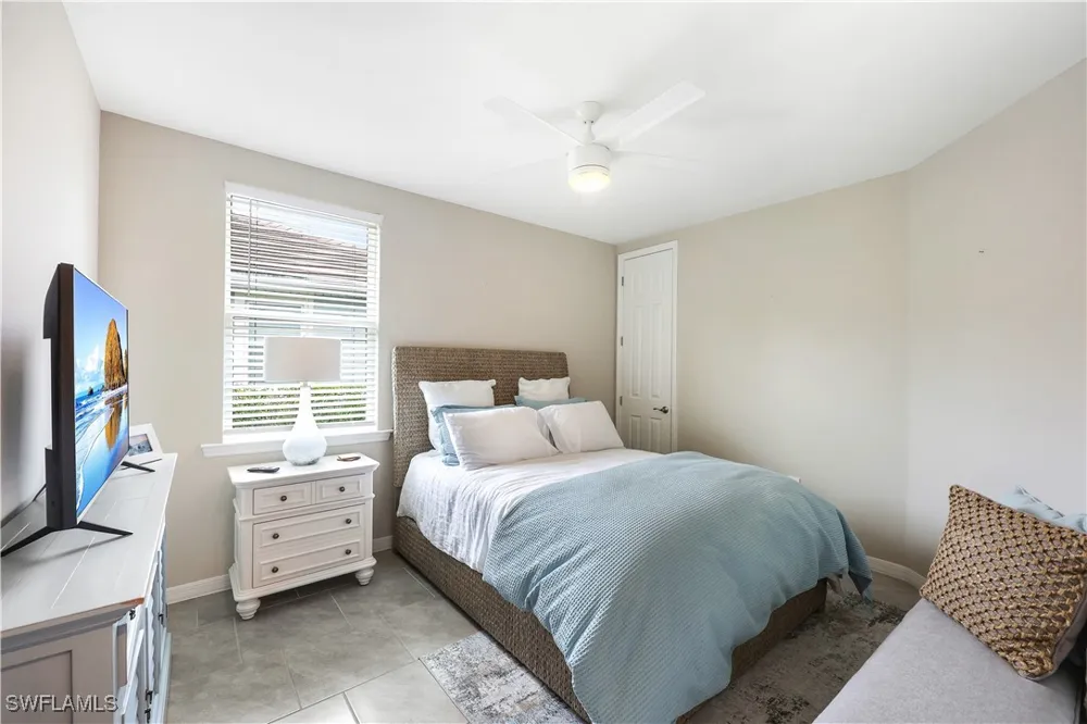 Edgewater Circle Naples, FL 34114