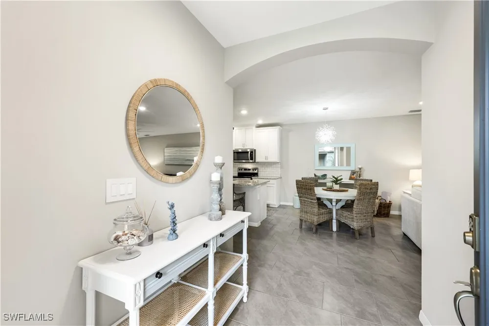 Edgewater Circle Naples, FL 34114