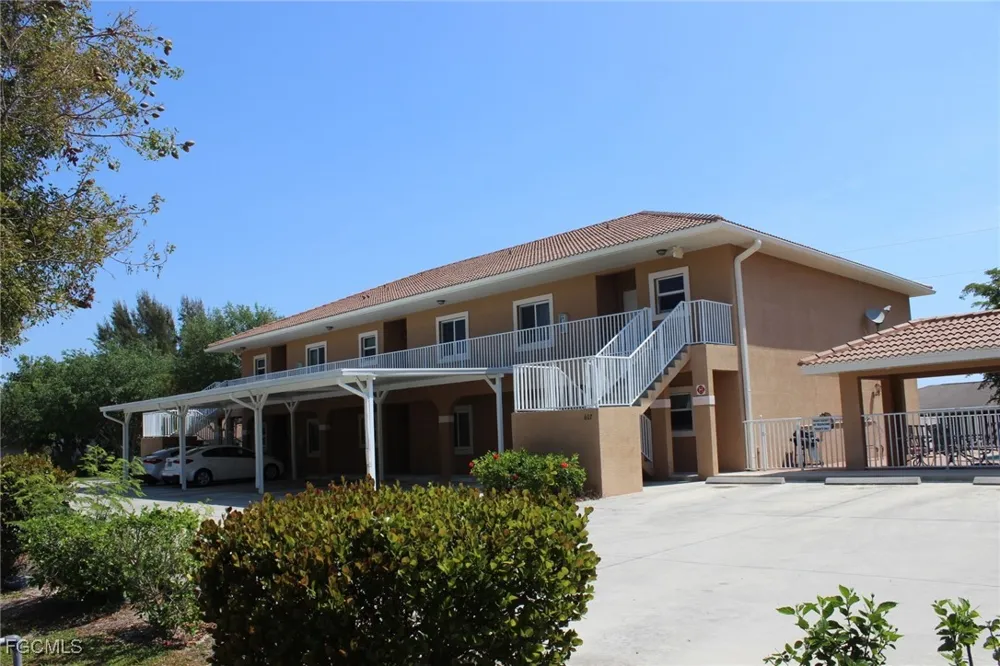 SE 13th Place #201 Cape Coral, FL 33990