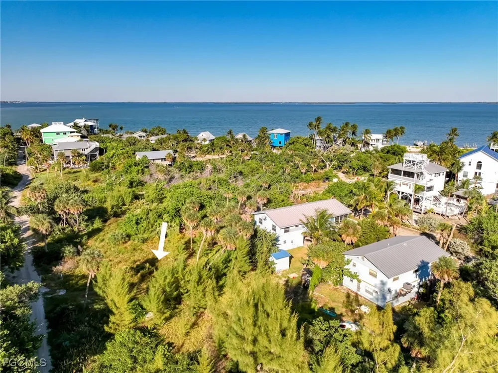 Swallow Drive Upper Captiva, FL 33924