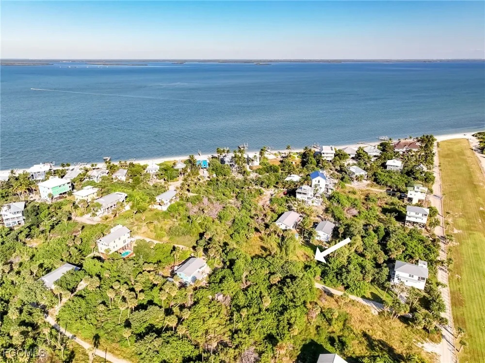 Swallow Drive Upper Captiva, FL 33924