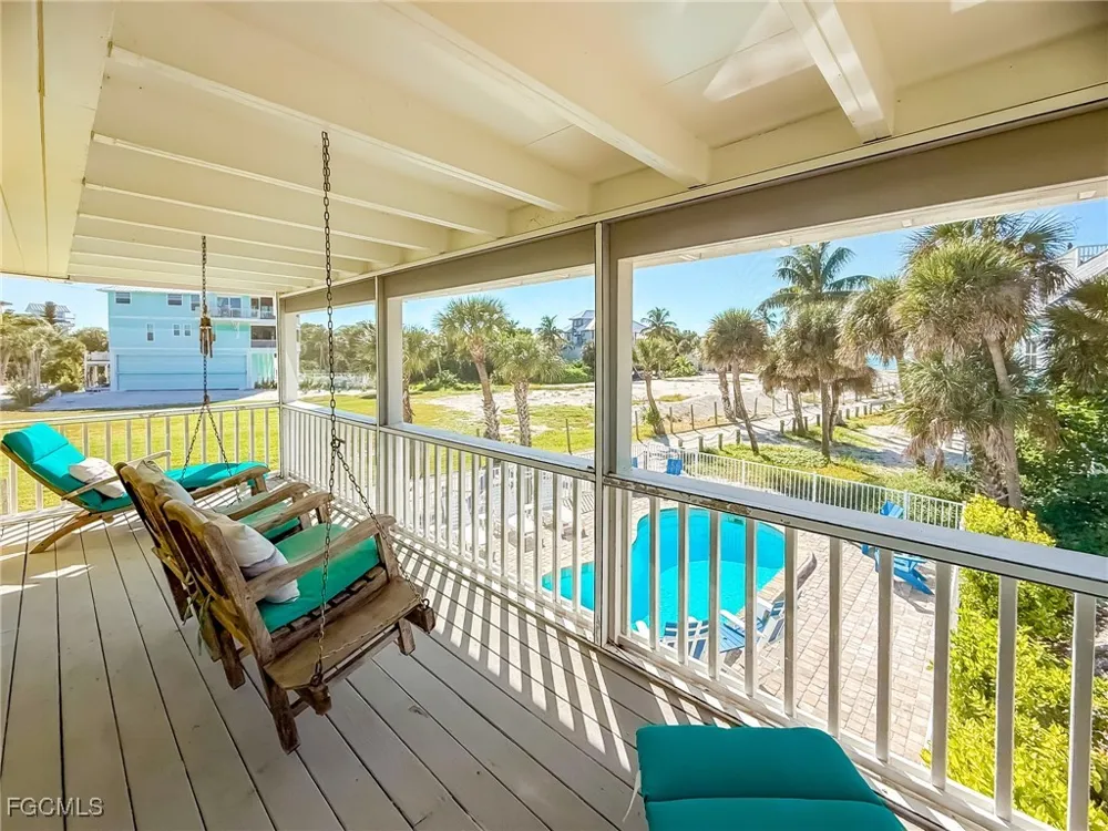 White Pelican Drive Upper Captiva, FL 33924