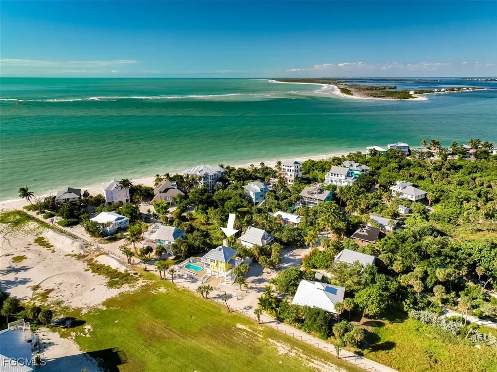 White Pelican Drive Upper Captiva, FL 33924