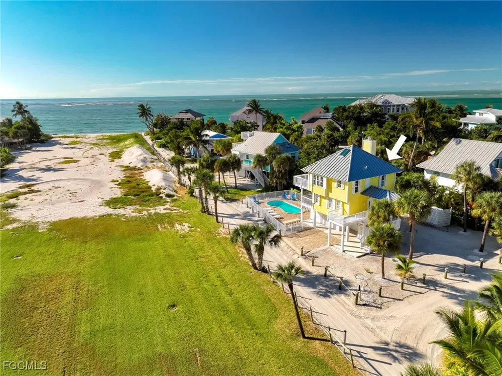 White Pelican Drive Upper Captiva, FL 33924