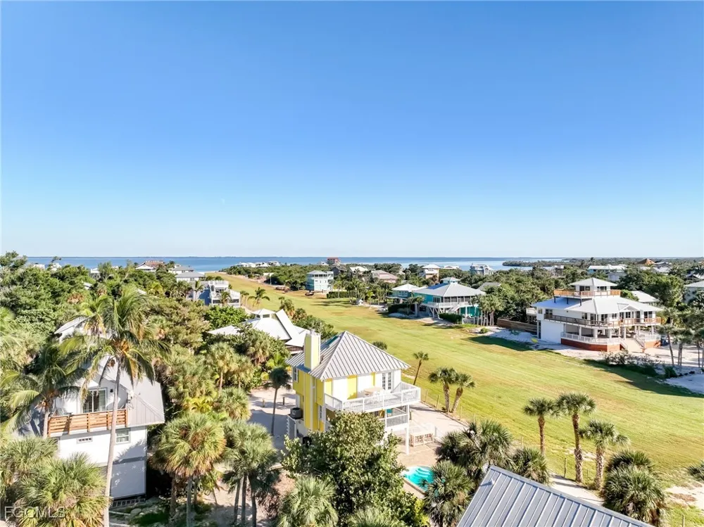 White Pelican Drive Upper Captiva, FL 33924
