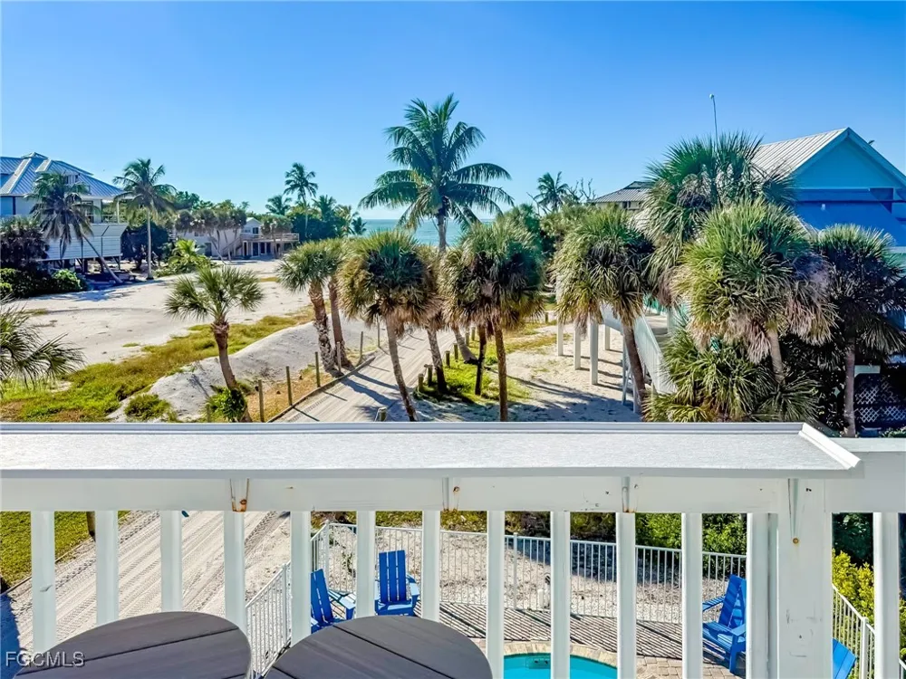 White Pelican Drive Upper Captiva, FL 33924