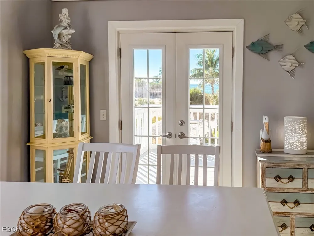 White Pelican Drive Upper Captiva, FL 33924