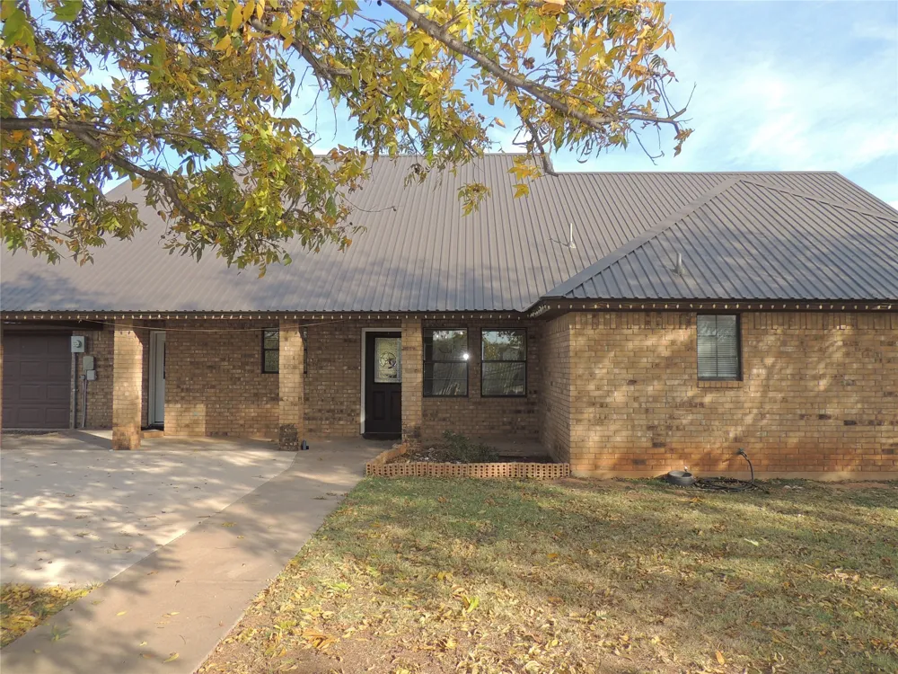 150 CR 676 Tuscola, TX 79562