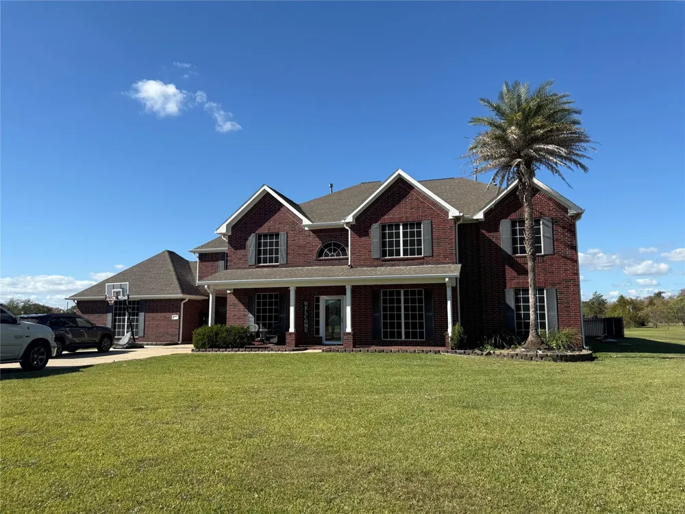 8703 Tumblewood Drive Beach City, TX 77523