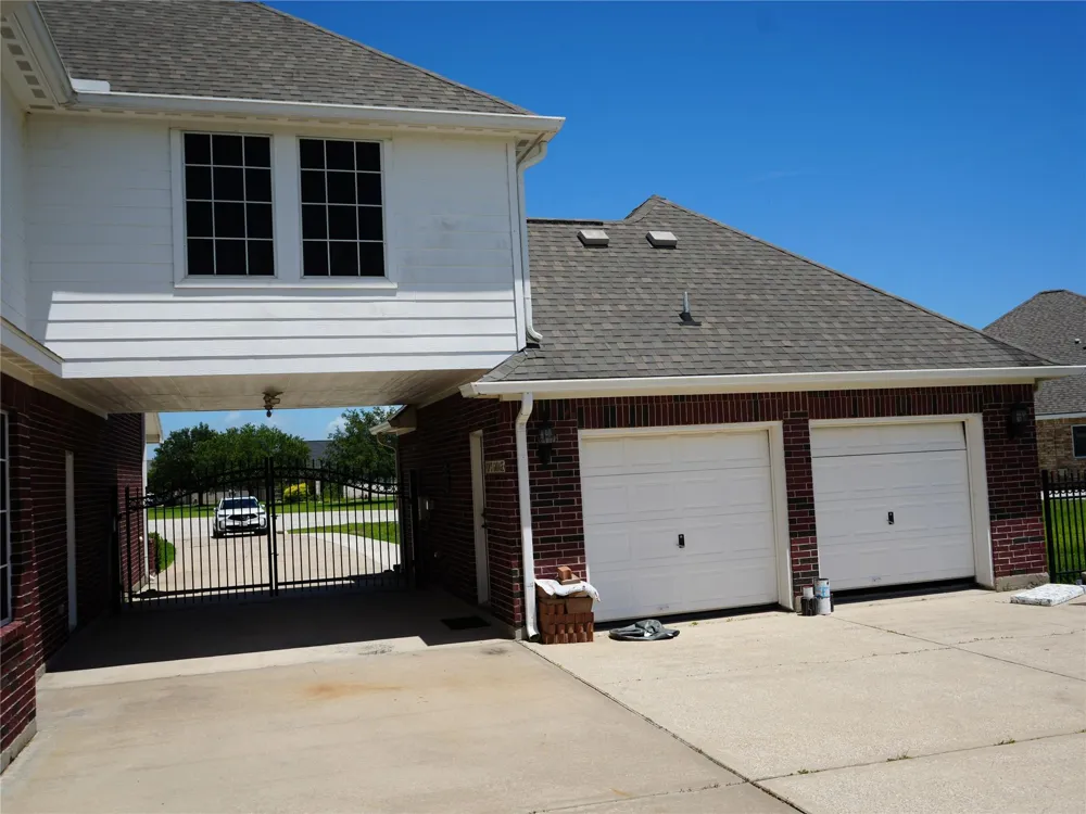 8703 Tumblewood Drive Beach City, TX 77523