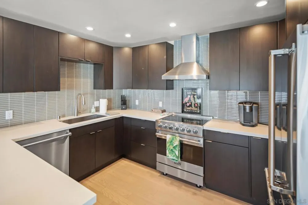 8 Antigua Ct Coronado, CA 92118
