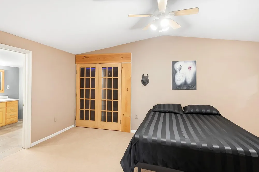 185 County Road 107 Caldwell, TX 77836