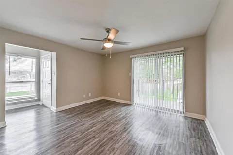1111 W Main Street #1004