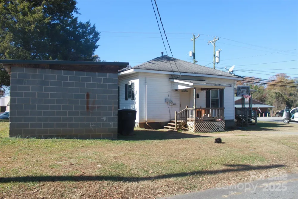 112 Eastside Drive Forest City, NC 28043