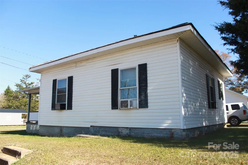 112 Eastside Drive Forest City, NC 28043