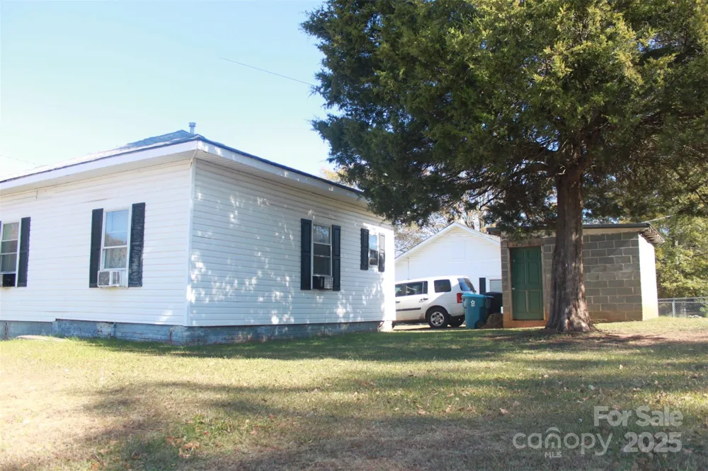 112 Eastside Drive Forest City, NC 28043