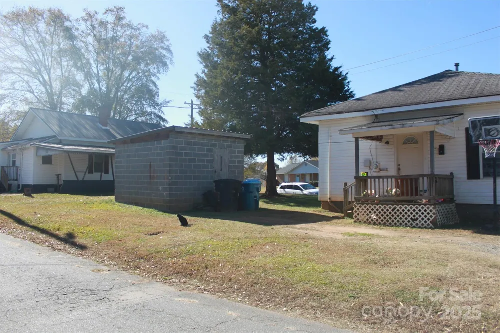 112 Eastside Drive Forest City, NC 28043