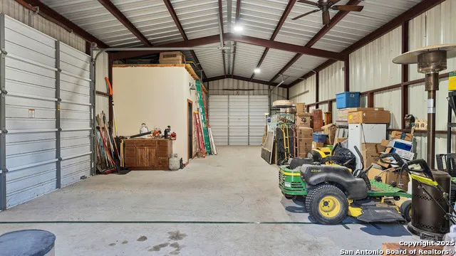 475 JACKSON RD Kingsbury, TX 78638