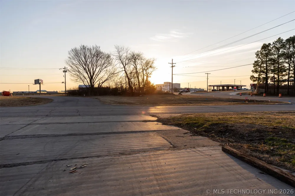 3000 E Houston Street Broken Arrow, OK 74014