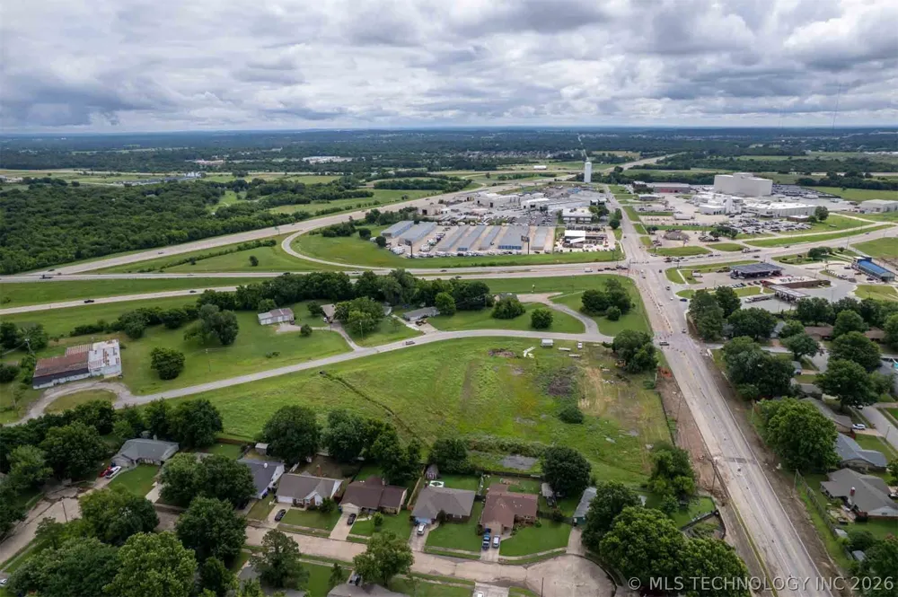 3000 E Houston Street Broken Arrow, OK 74014