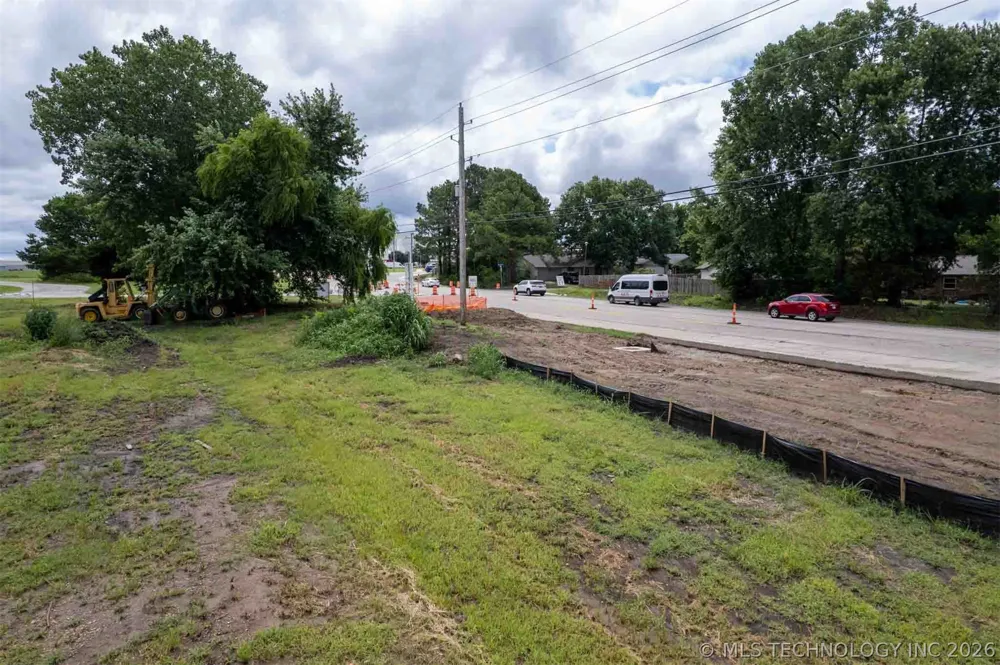 3000 E Houston Street Broken Arrow, OK 74014