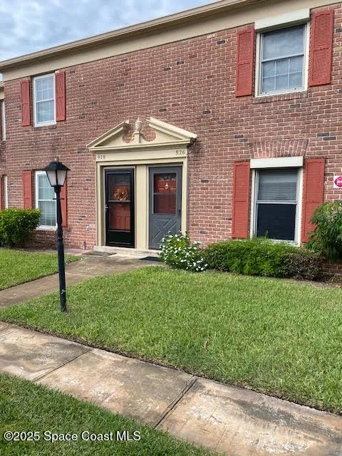 926 Jamestown Avenue #93