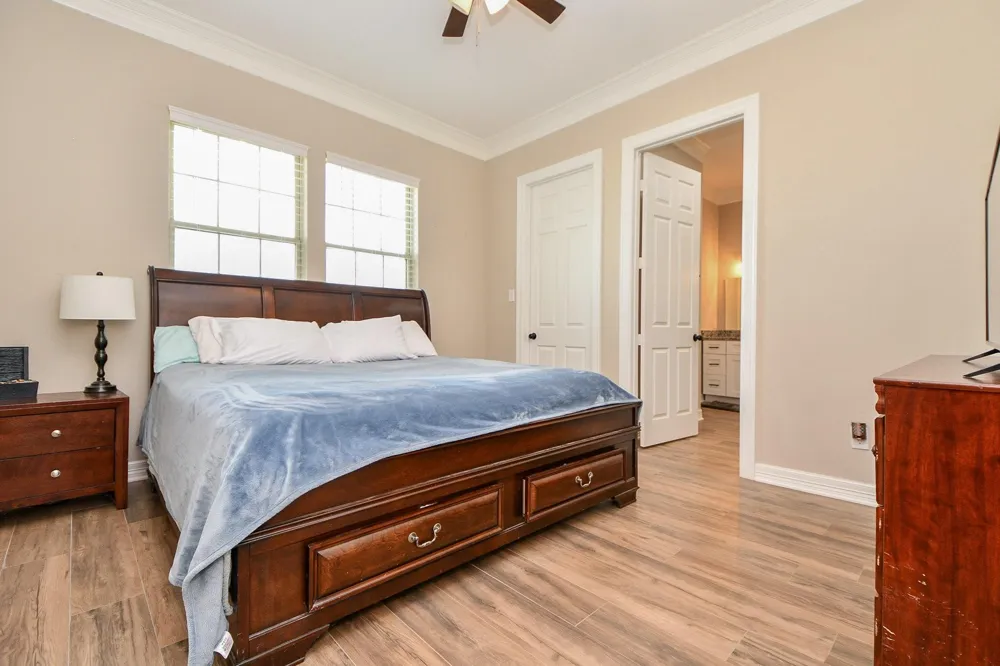 1093 Sunderman Road Alleyton, TX 78935