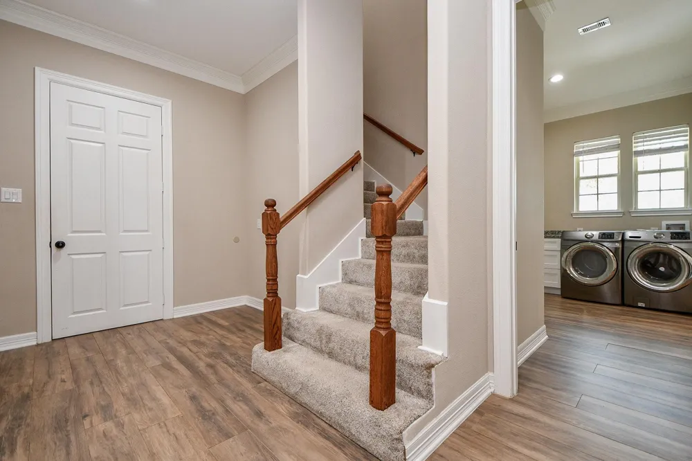 1093 Sunderman Road Alleyton, TX 78935