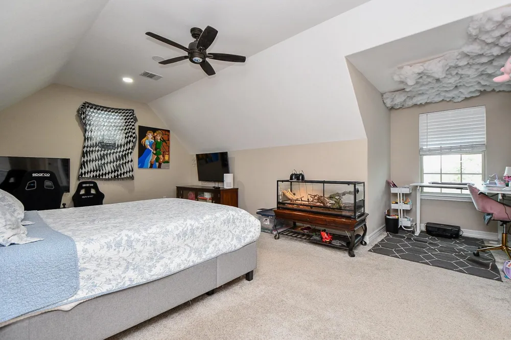 1093 Sunderman Road Alleyton, TX 78935