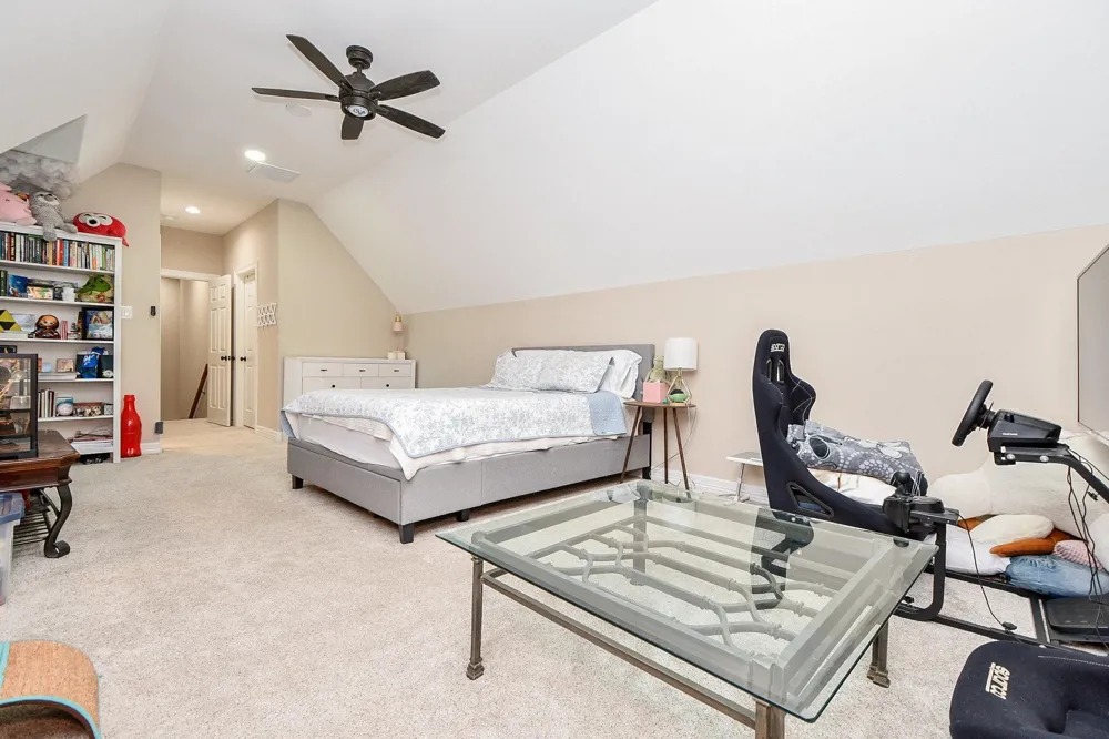1093 Sunderman Road Alleyton, TX 78935