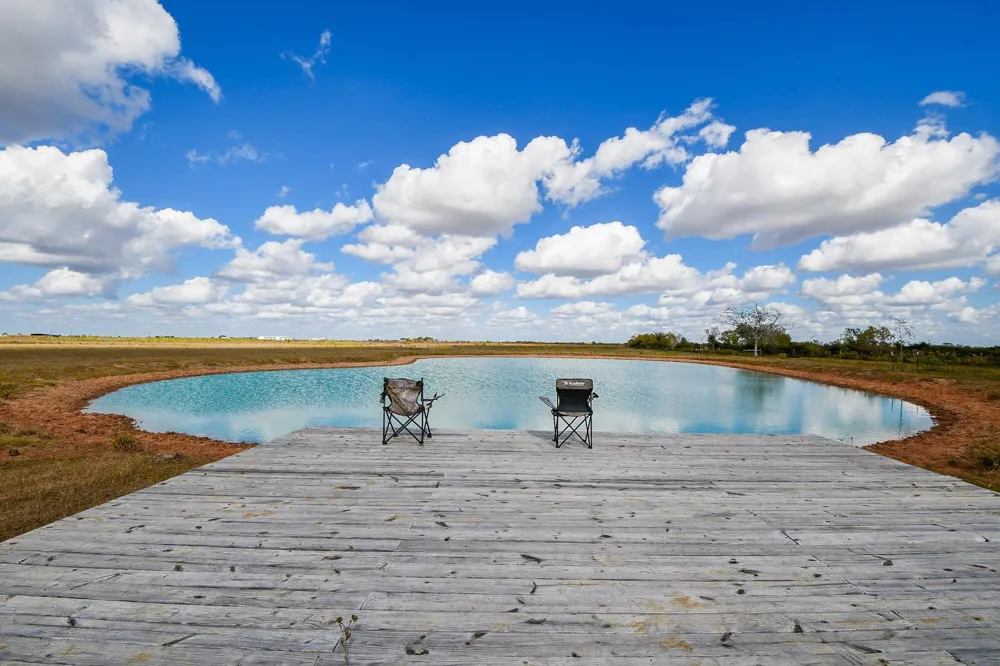 1093 Sunderman Road Alleyton, TX 78935