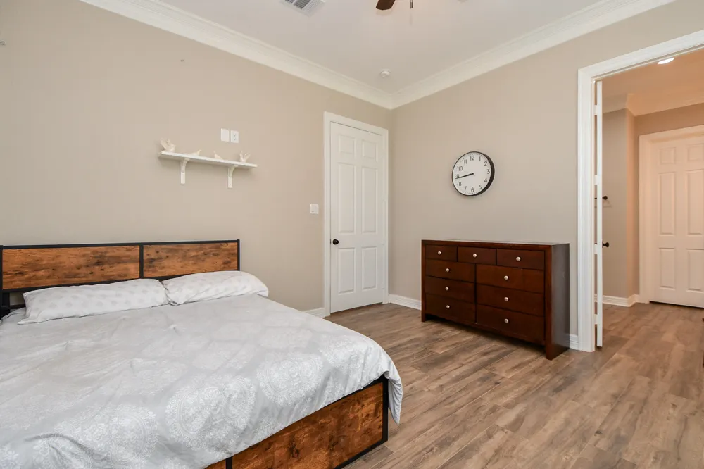 1093 Sunderman Road Alleyton, TX 78935