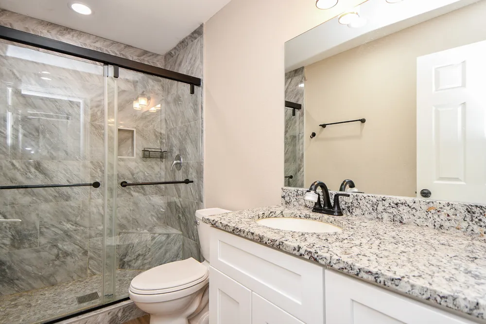 1093 Sunderman Road Alleyton, TX 78935