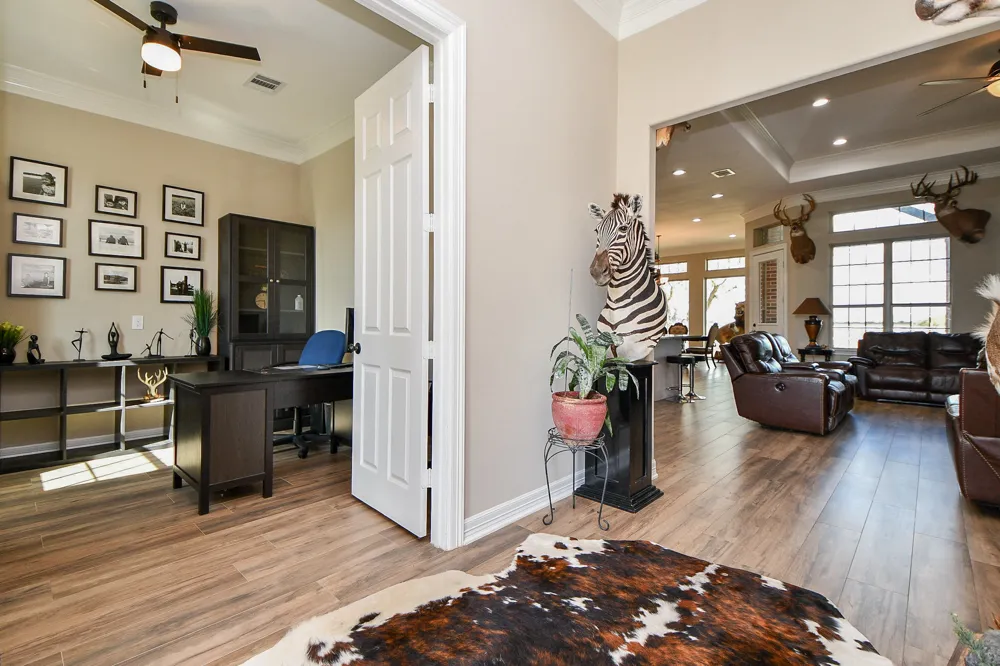 1093 Sunderman Road Alleyton, TX 78935