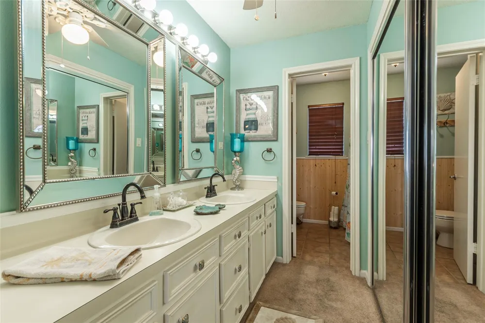 3 Pelican Street La Marque, TX 77568