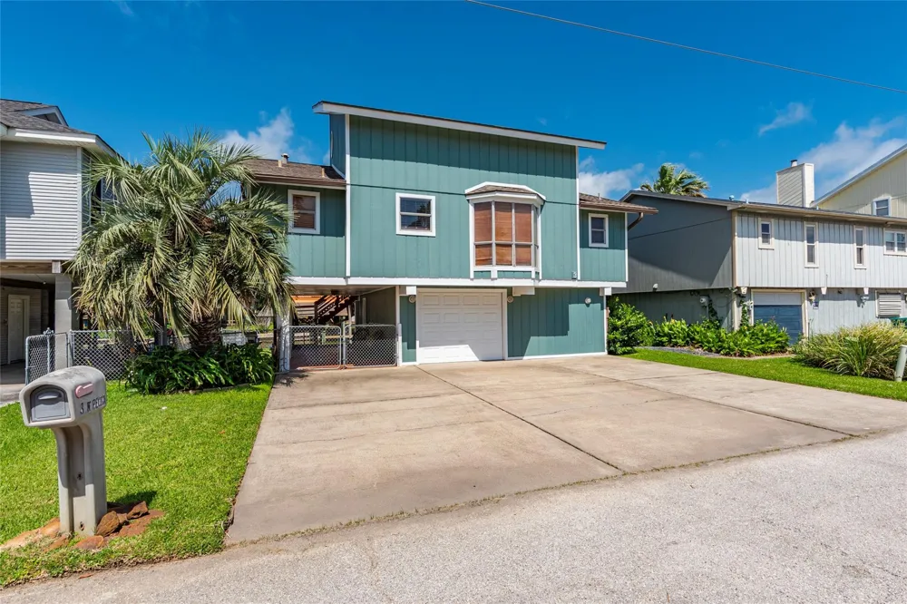 3 Pelican Street La Marque, TX 77568