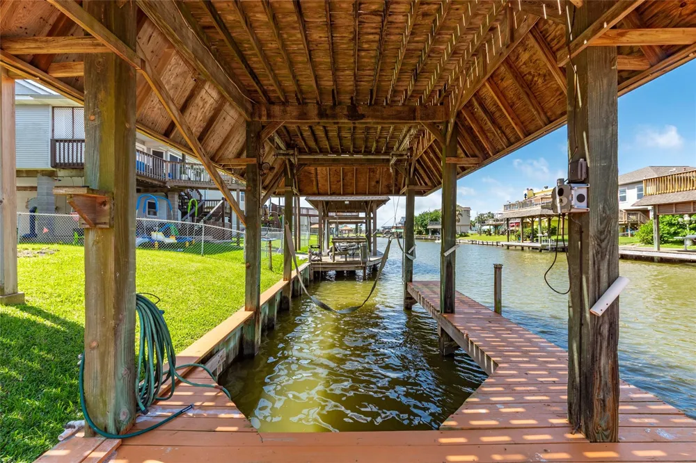 3 Pelican Street La Marque, TX 77568