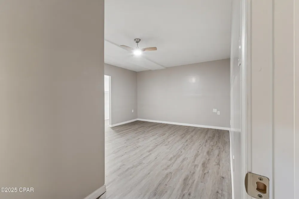 2672 W Laurel Drive Alford, FL 32420